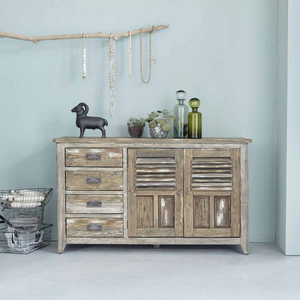 INDUS - Buffet en pin recyclé massif 140 cm