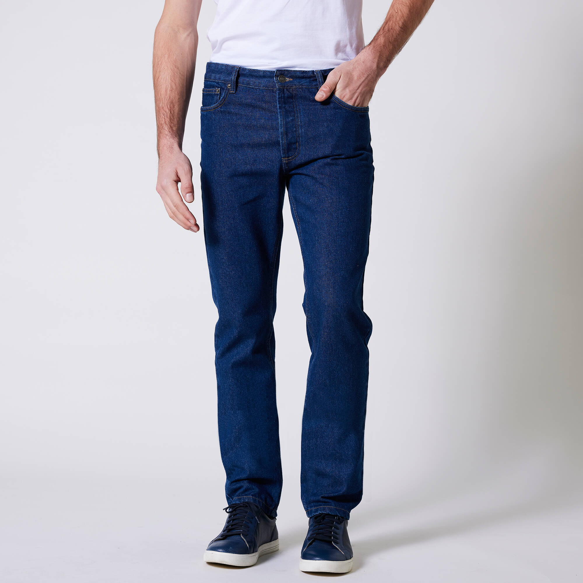 Jean droit basique 100% coton - L28