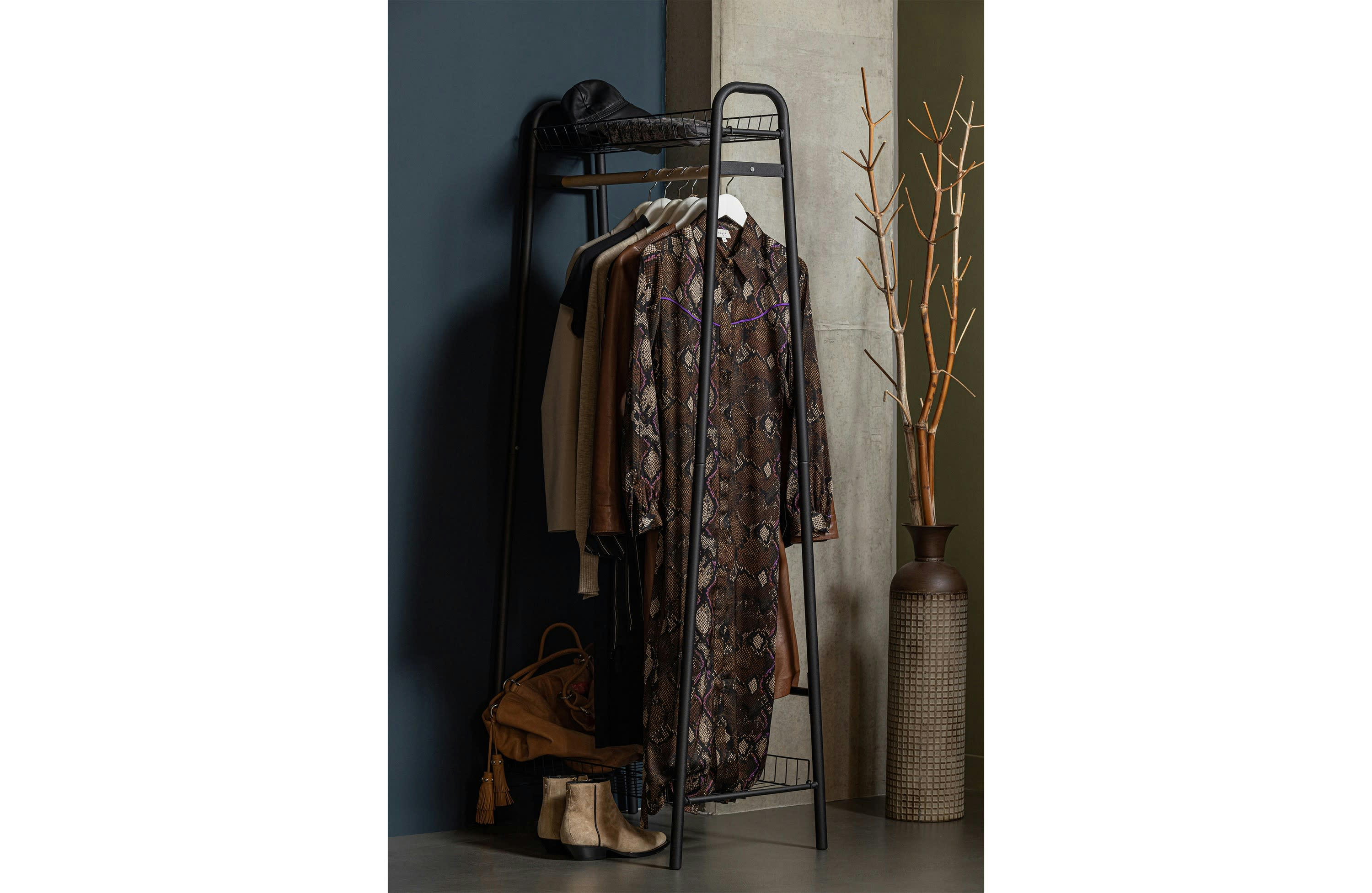 JOVI - Porte-vêtements en métal noir