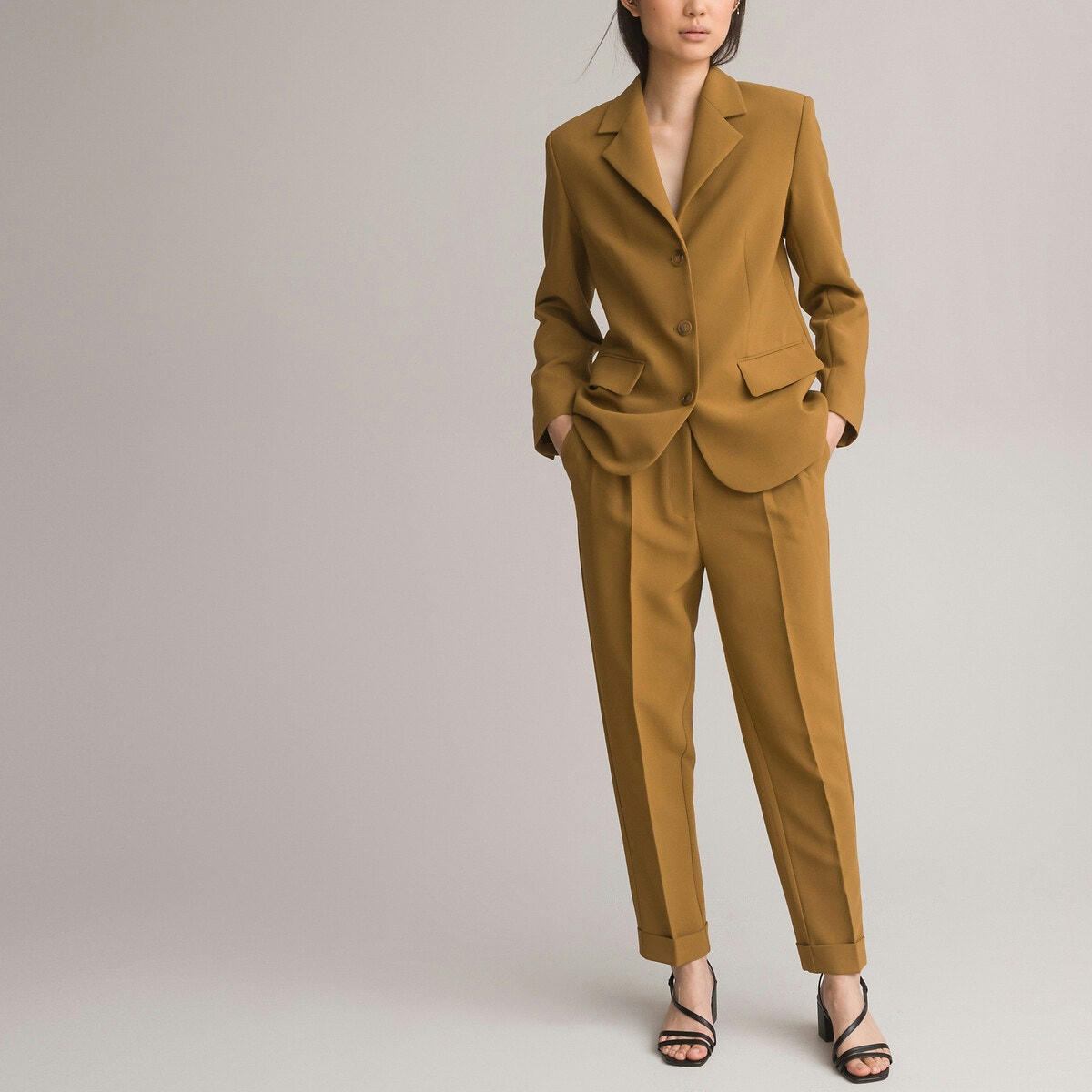 Pantalon cigarette à pinces, taille standard