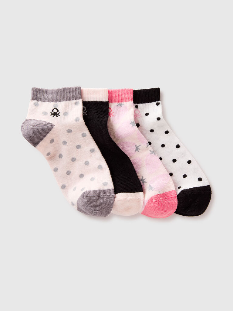 Four patterned short socks