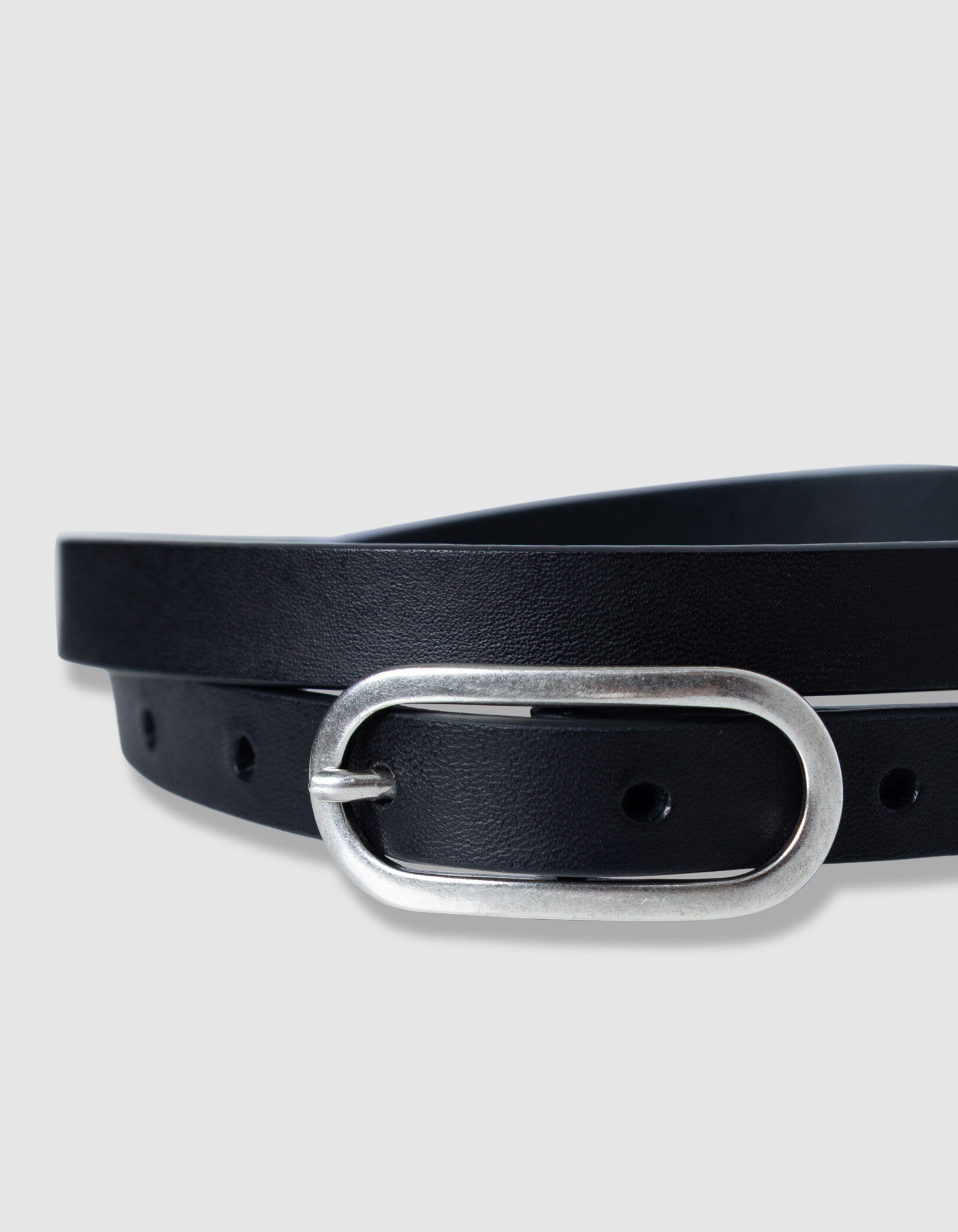 Ceinture fine noire cuir bout métal Femme