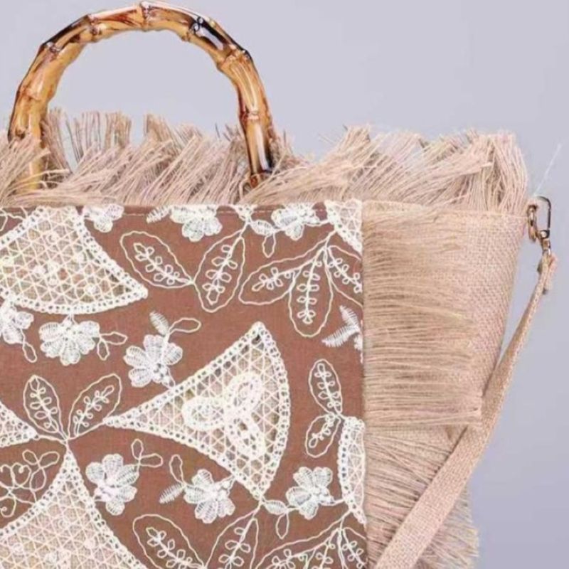PEACH ACCESSORIES Bamboo Handle Floral Lace Embroidery Summer Bag