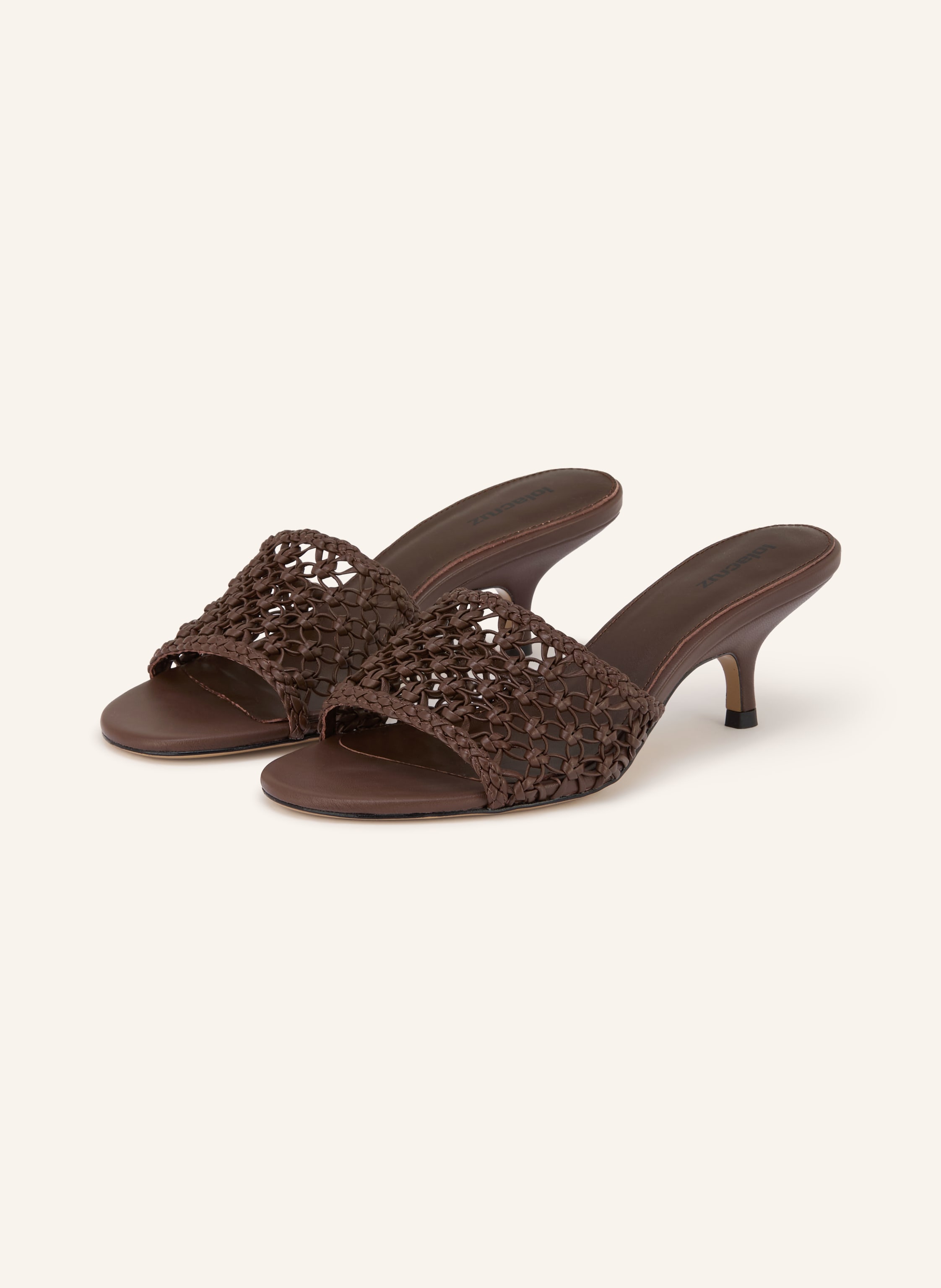 Lola Cruz Mules GARA