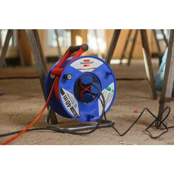 Kabeltrommel »Garant AT-N05V3V3-F«, 3-fach Steckdose, IP 44, Länge: 40 m