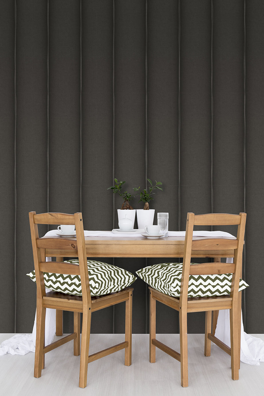 Sanders & Sanders behang strepen donkerbruin - 53 cm x 10 m - 640032