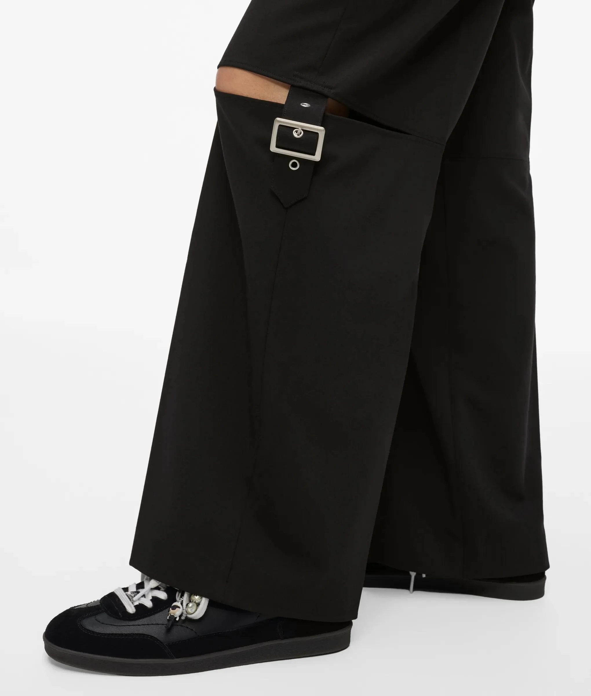 Pantalon ajusté à boucle