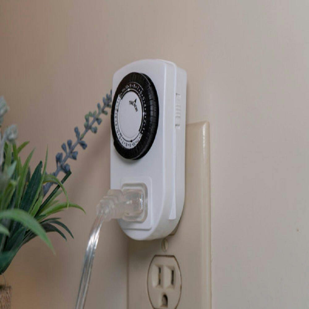 Indoor 24-Hour Plug-In Mechanical Timer, Desktop Compatible, White