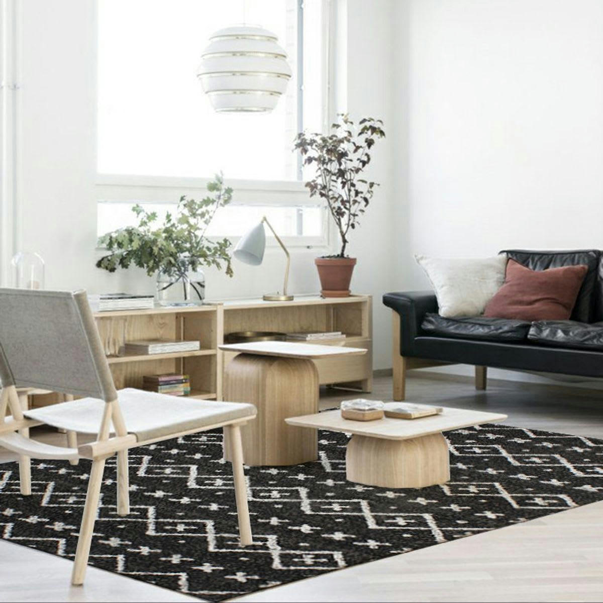 VENISE - Tapis toucher laineux imprimé motifs ethniques noir 133x190