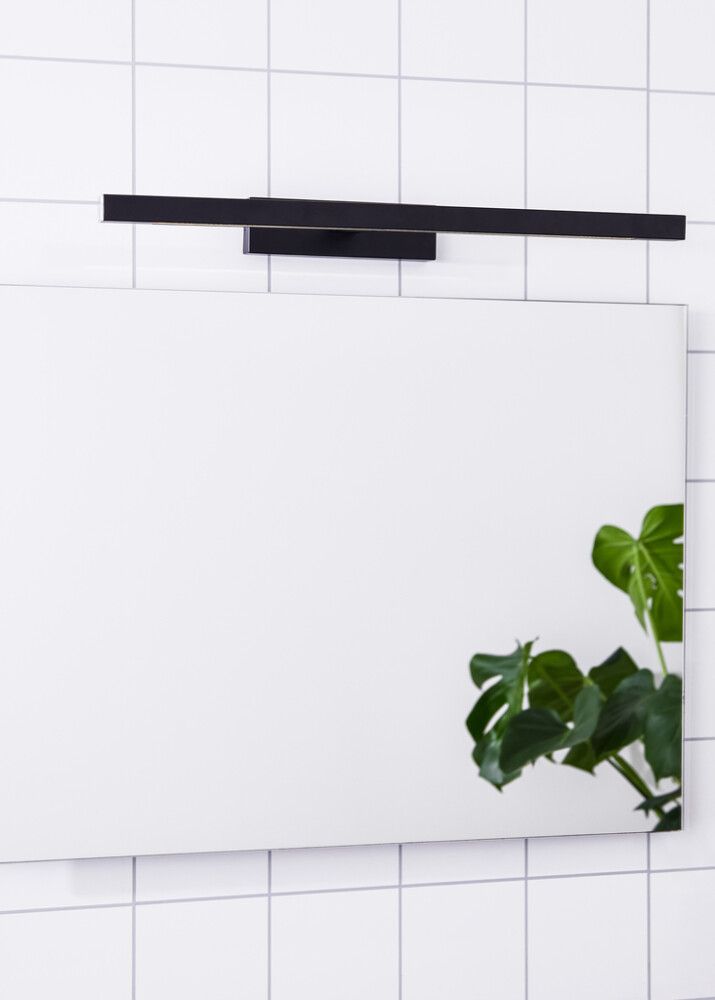 VEGGLAMPE MARKSLÖJD NEPTUNUS SVART 9W