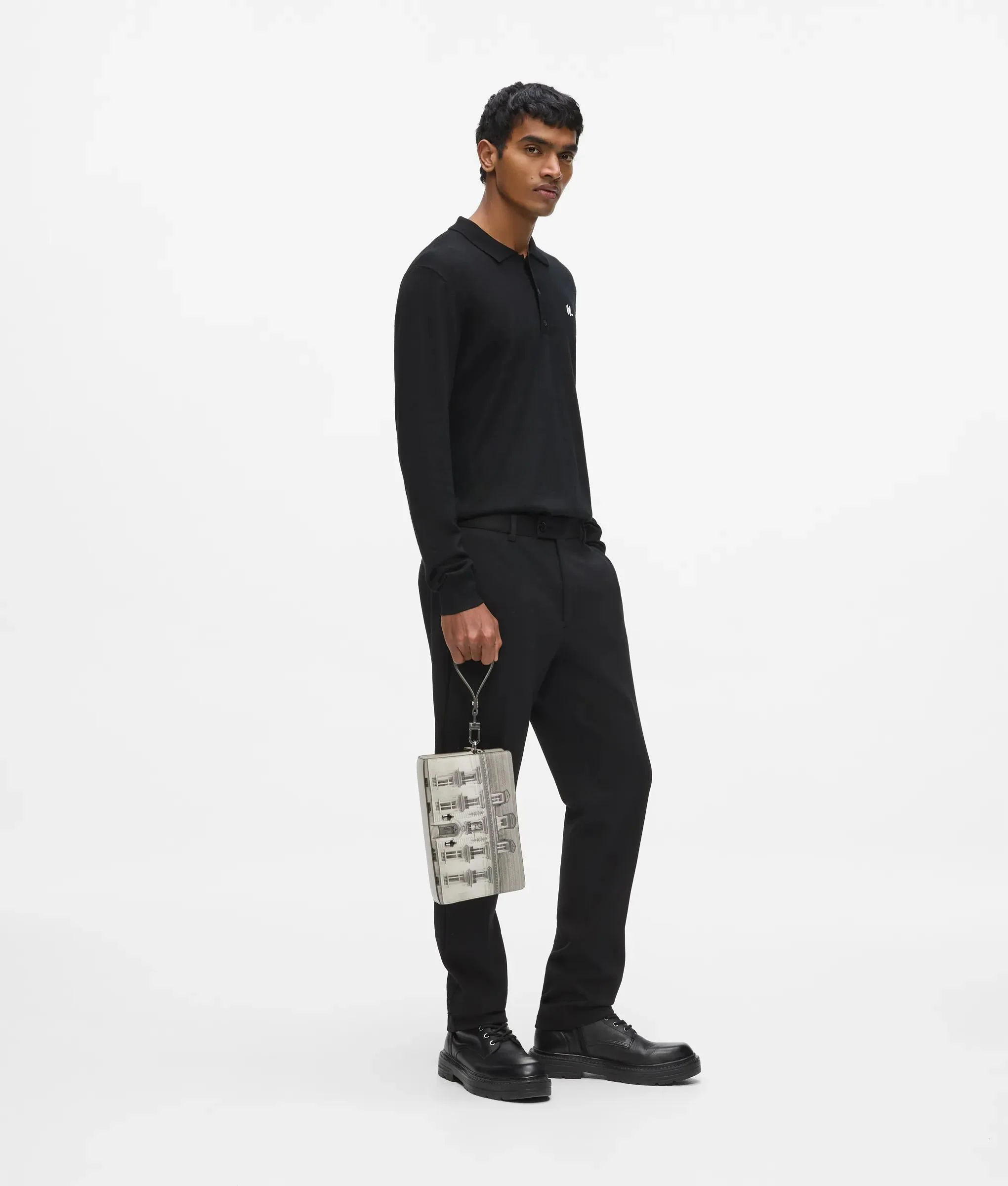 Pochette exclusive Maison de Karl