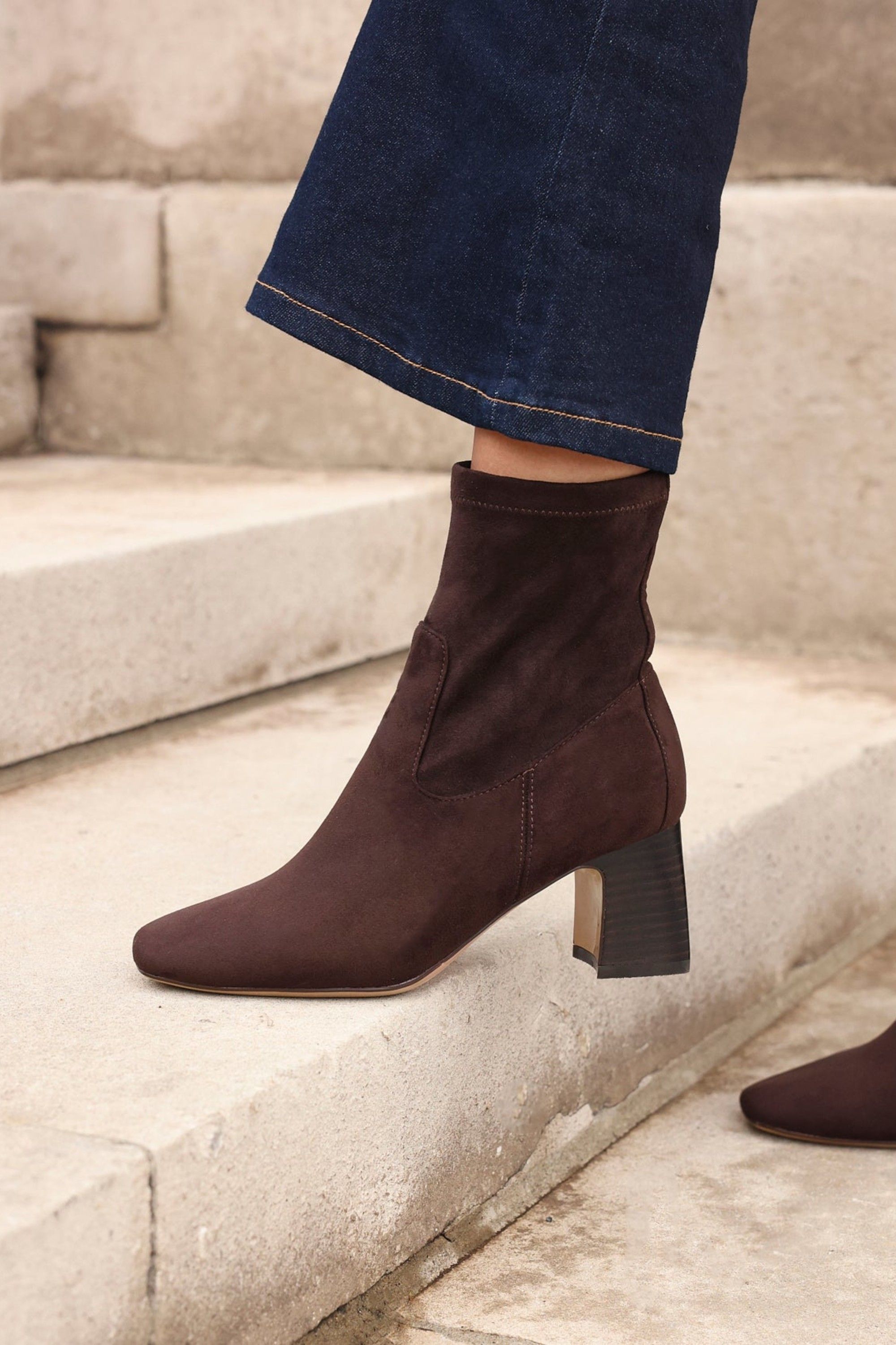 Linzi Francisco Brown Faux Suede Heeled Ankle Boot