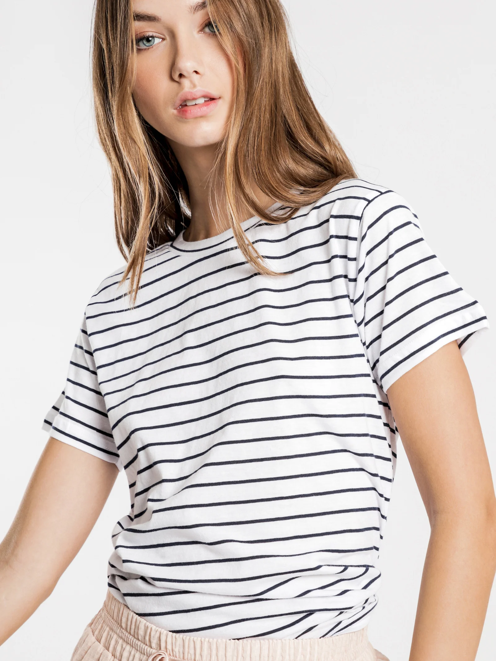 Harper Basic Crew Neck T-Shirt