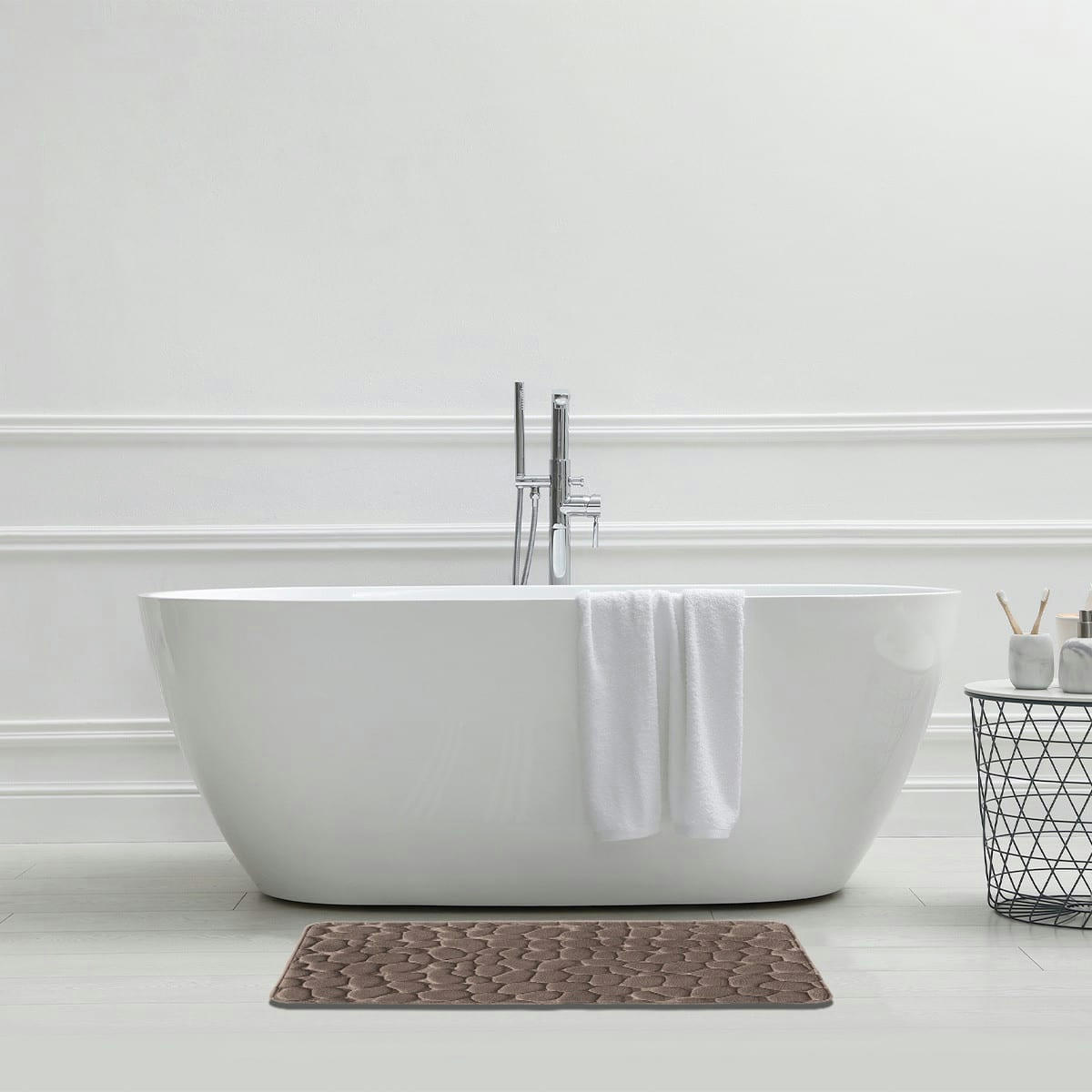 MINERAL - Tapis de bain mousse à mémoire de forme taupe 60x100cm