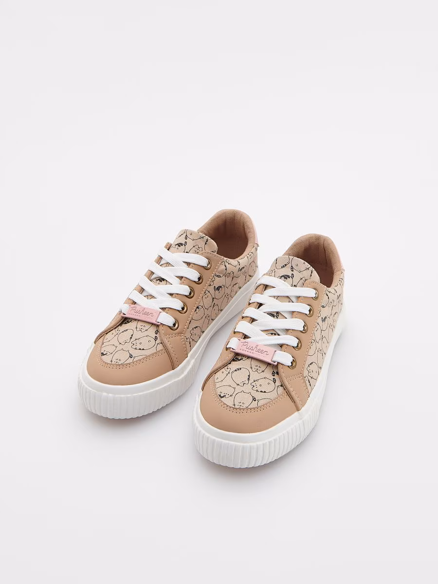 Pusheen Patterned Trainers