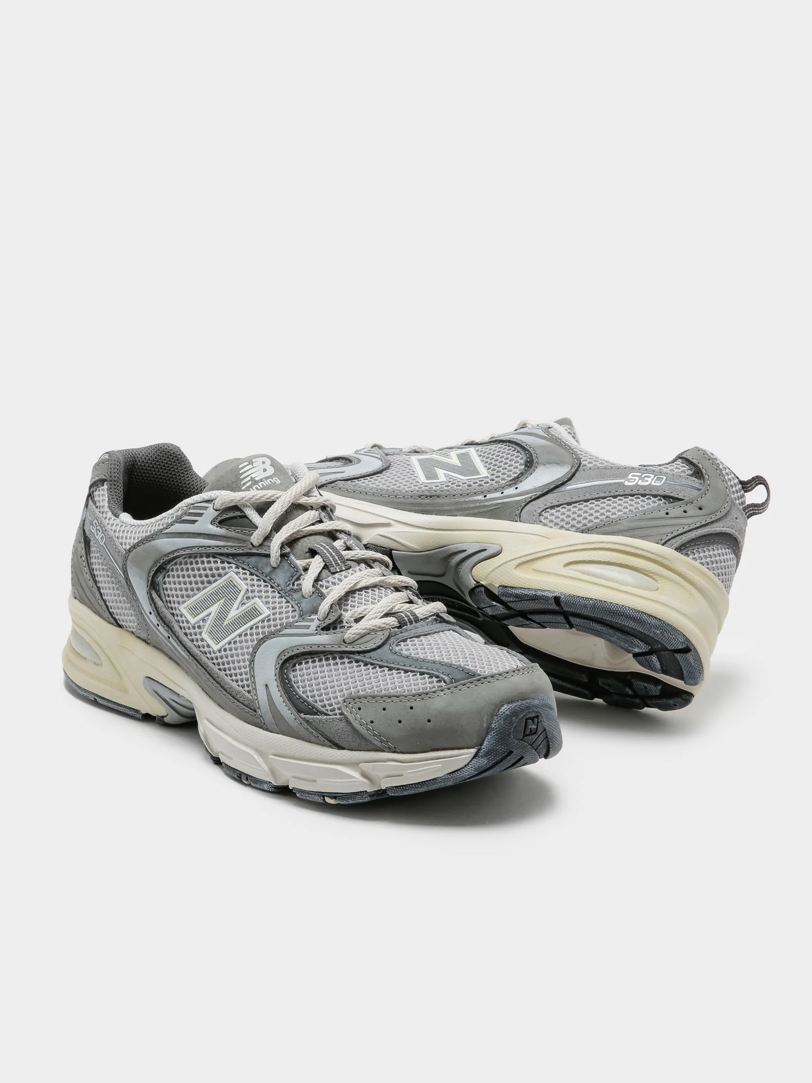 Unisex 530 Sneakers