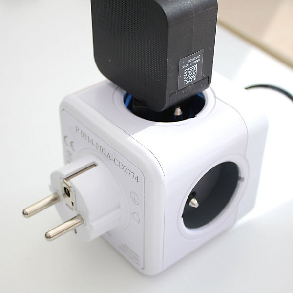 Multiprise FISHTEC style Cube - 4 prises couleurs - USB