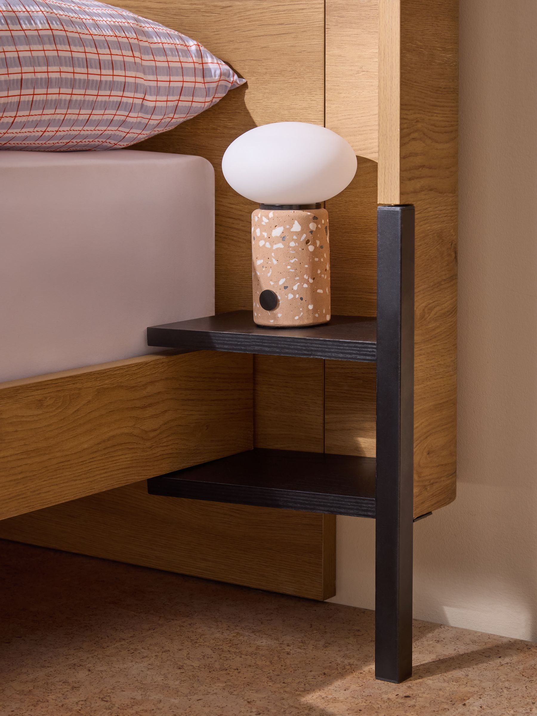 Zeke Bed in Oak Effect