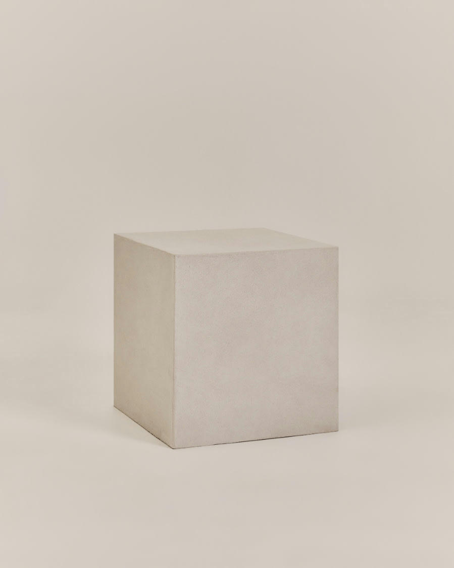 CHANTADA BY MARLOT BAUS - Table d’appoint du microciment en couleur gris 40 cm