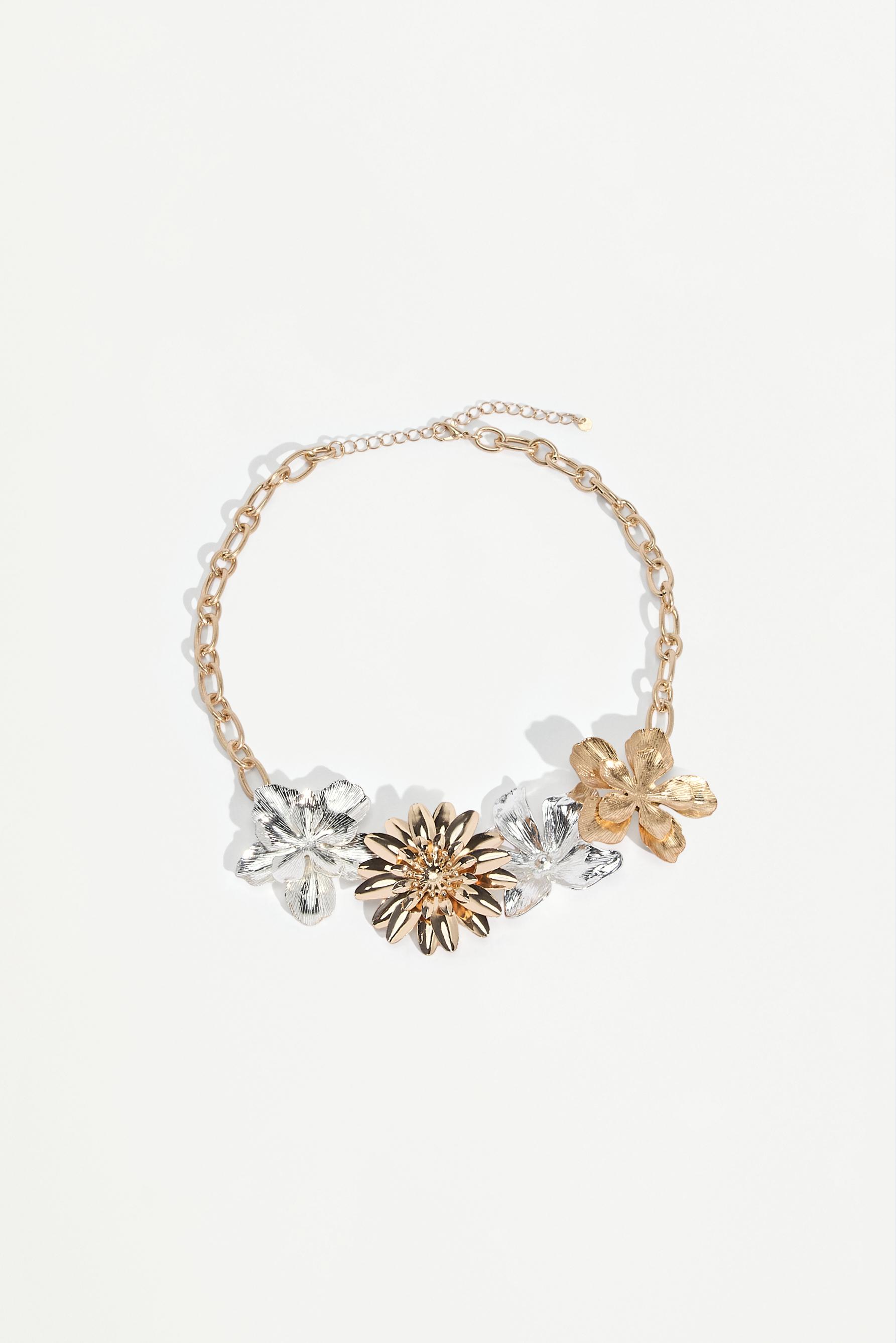 Collar cadena flores
