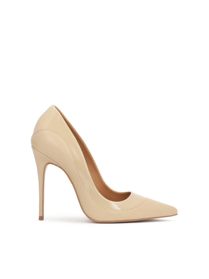 Beige pumps on a slender stiletto heel with a patent leather insert