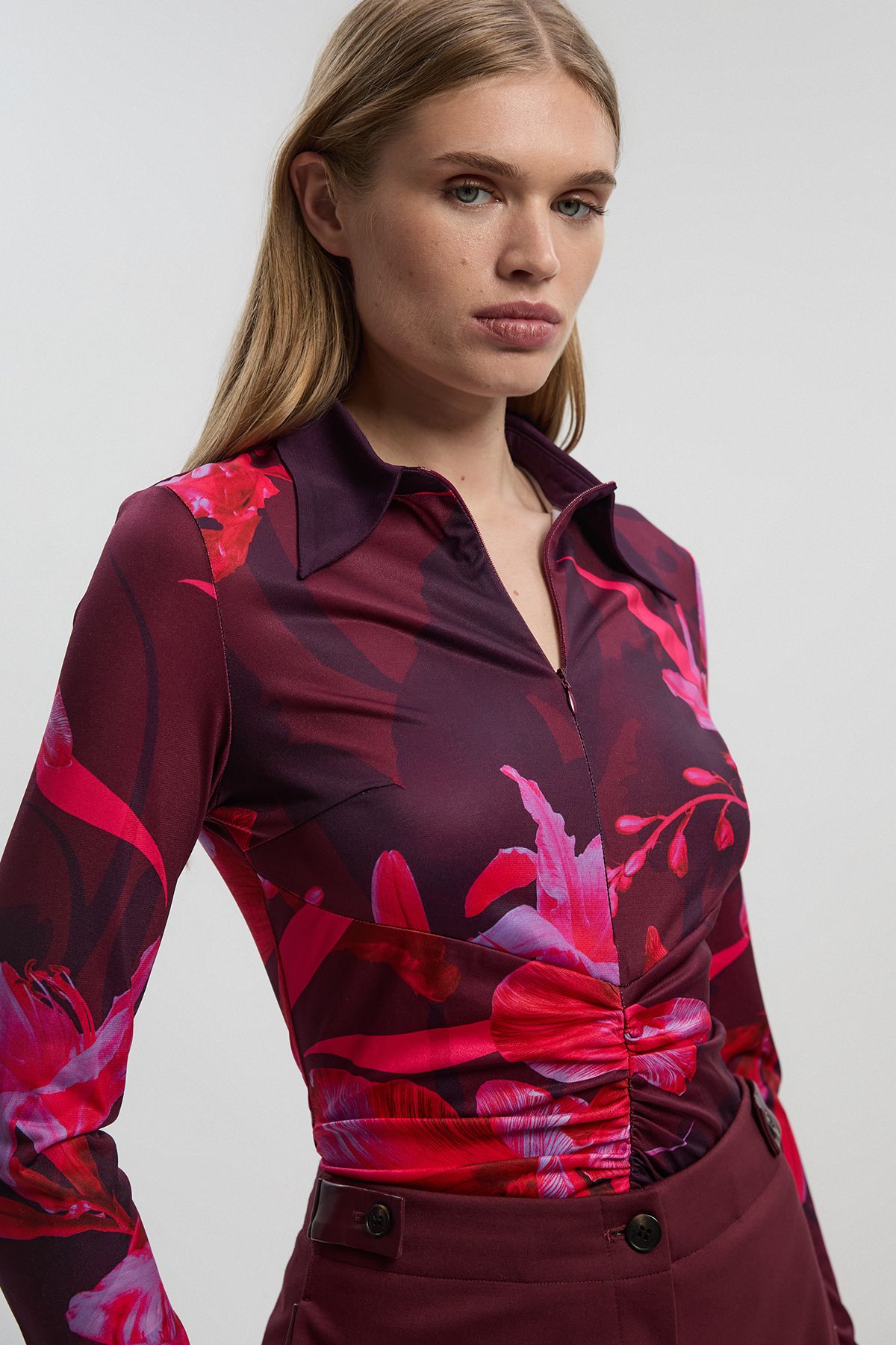 KarenMillen Floral Print Crepe Collared Long Sleeve Shirt