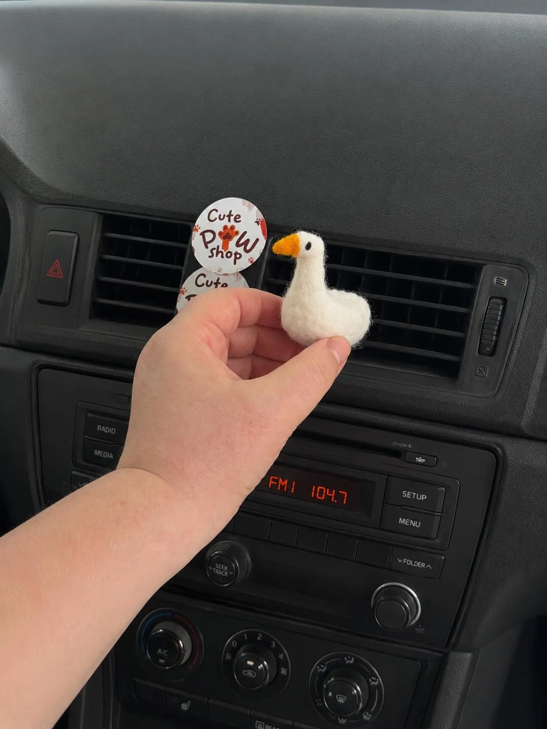 Goose air vent clip Needle felted farm animals car freshies Farmcore decor Car accessories for women Geese gift Goose love