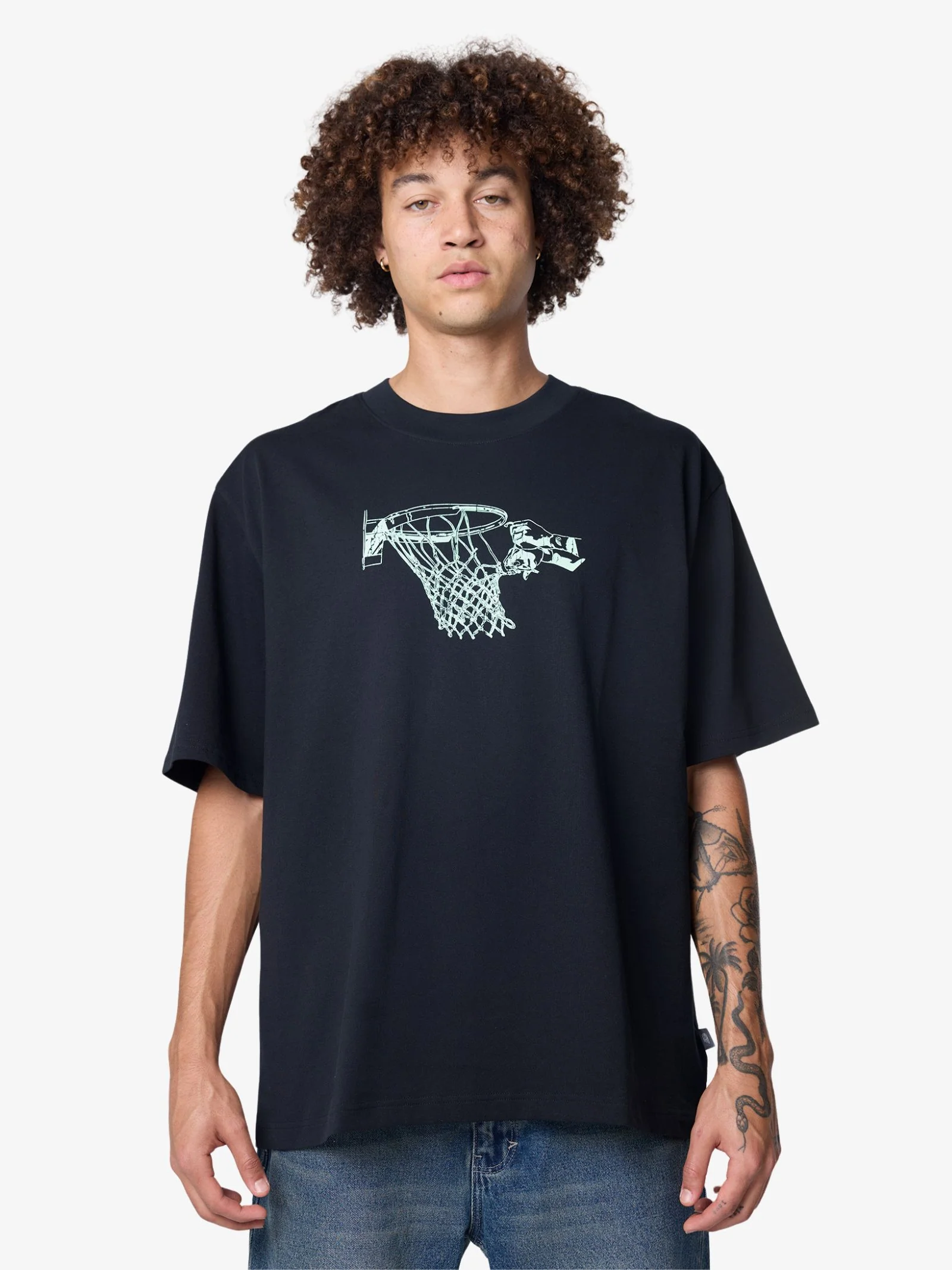 Hoops Tradition Graphic T-Shirt