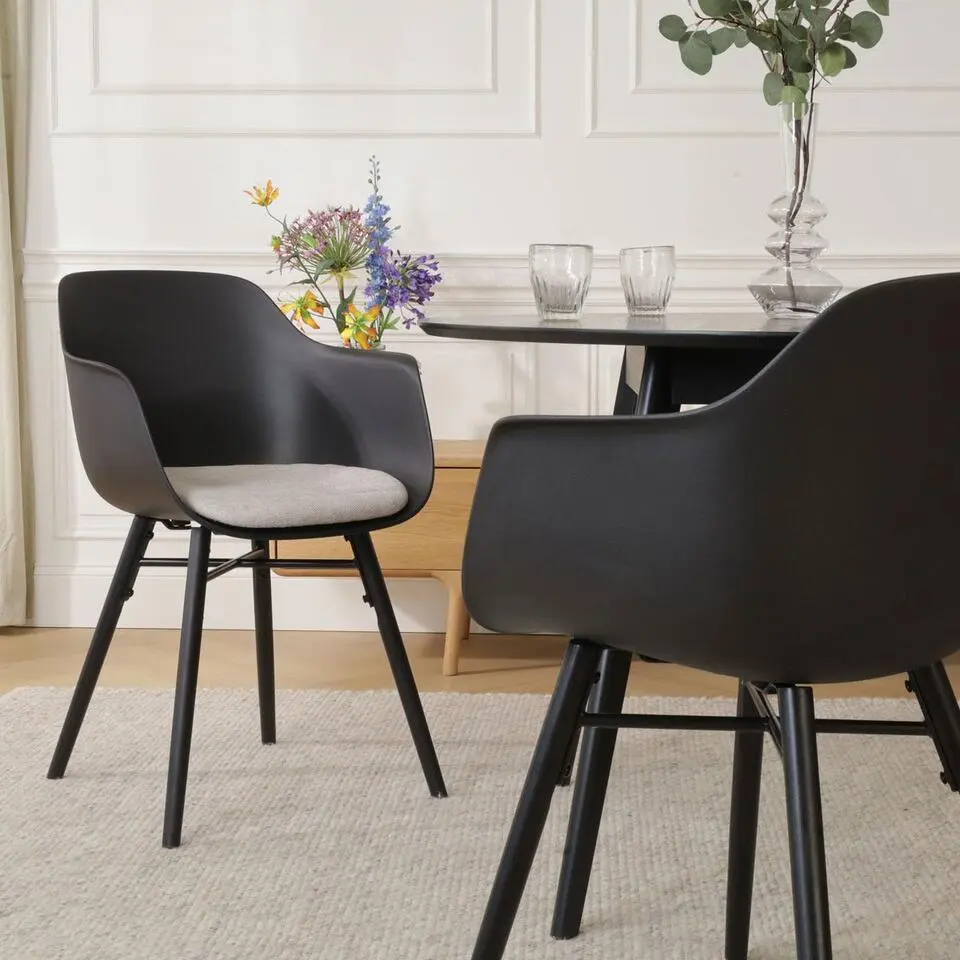 Nolon Nena-Liz Eetkamerstoel Zwart - Beige - Zwarte Houten Poten