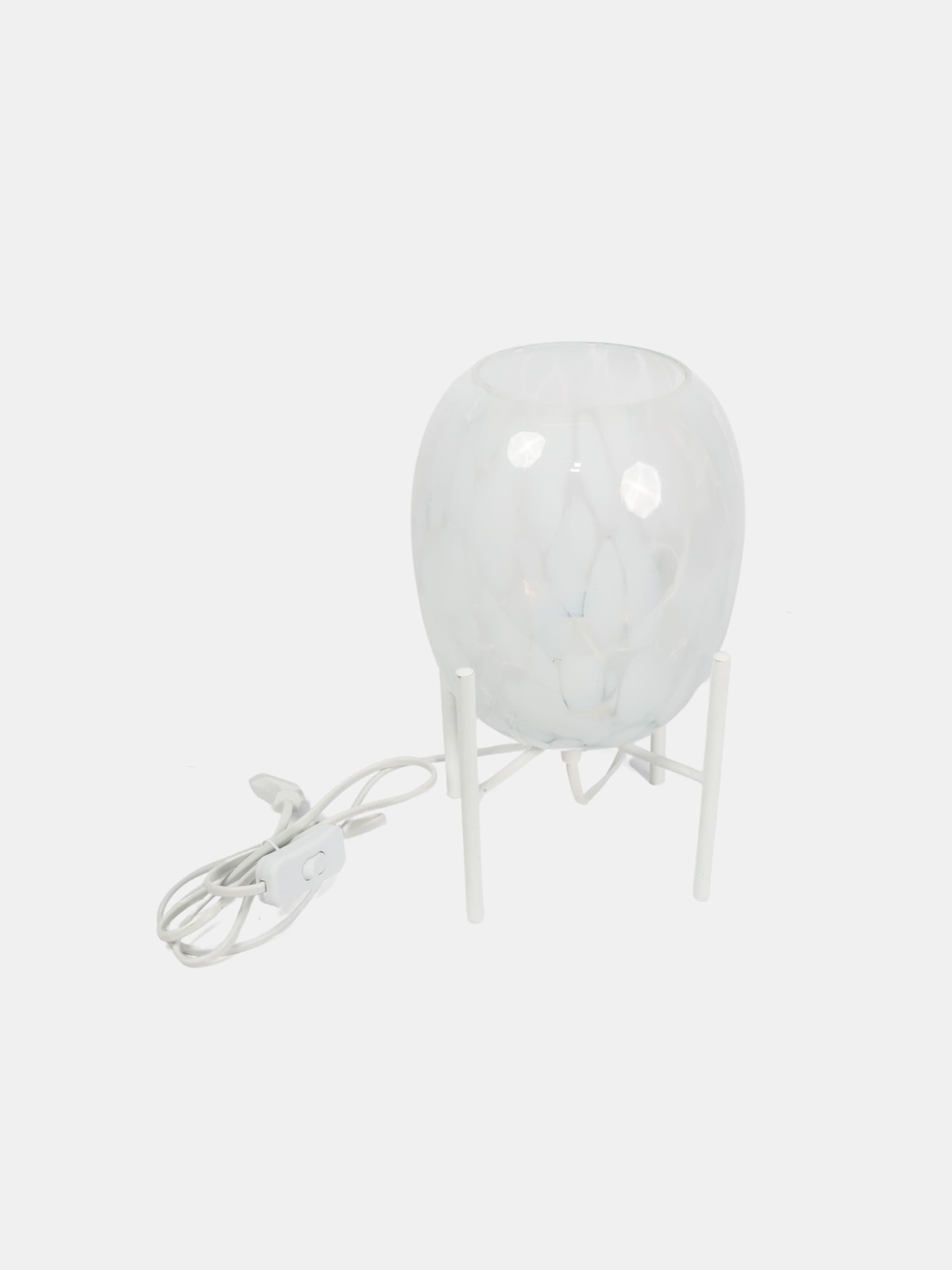 Lampa stołowa