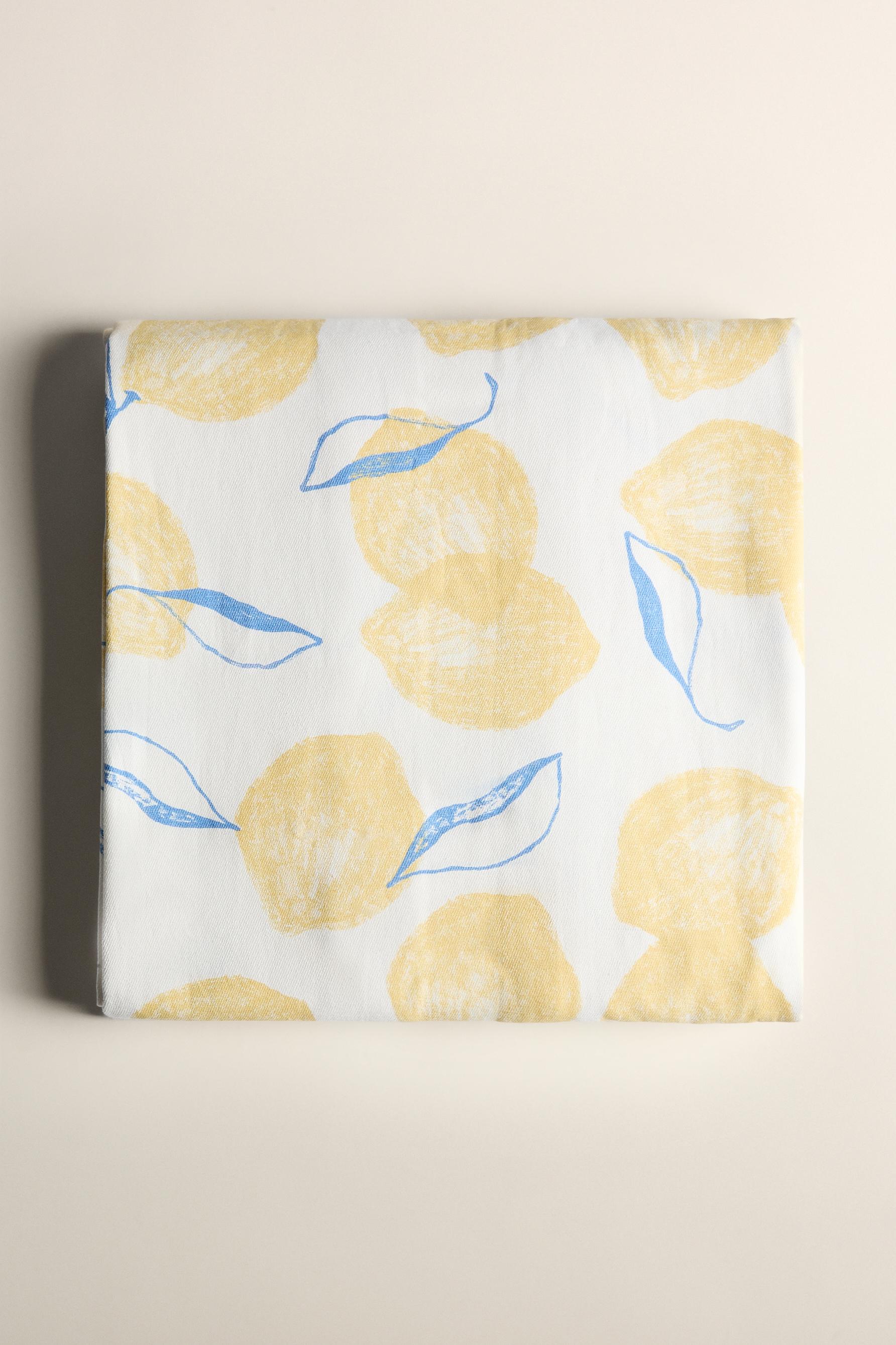 Mantel water repellent estampado 140 x 240 cm