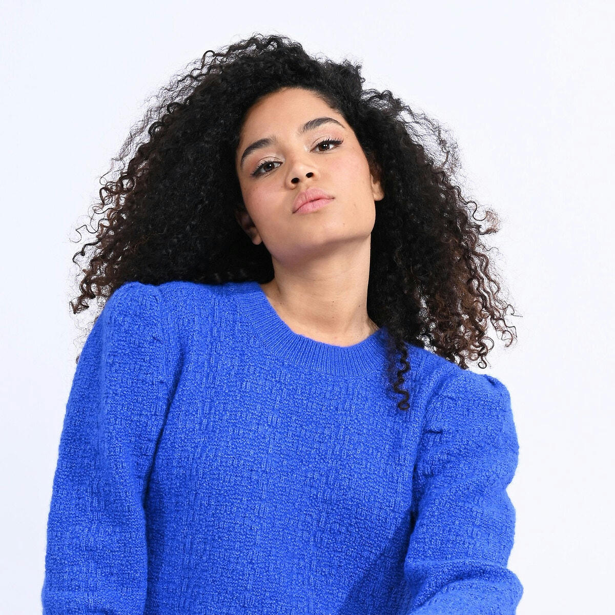 Pull  col rond épaule bouffante