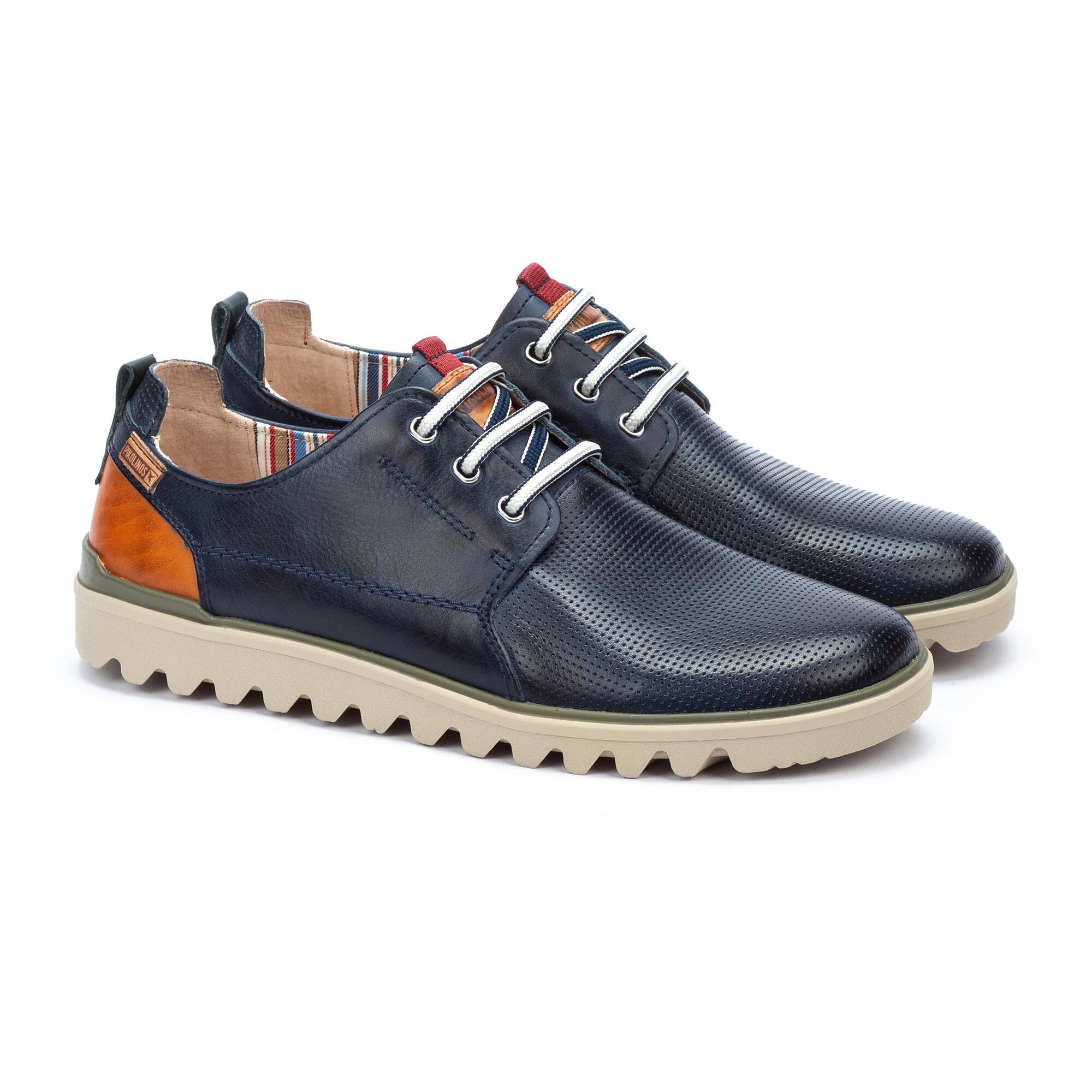 TABERNAS - Zapato con cordones y suela deportiva para hombre
