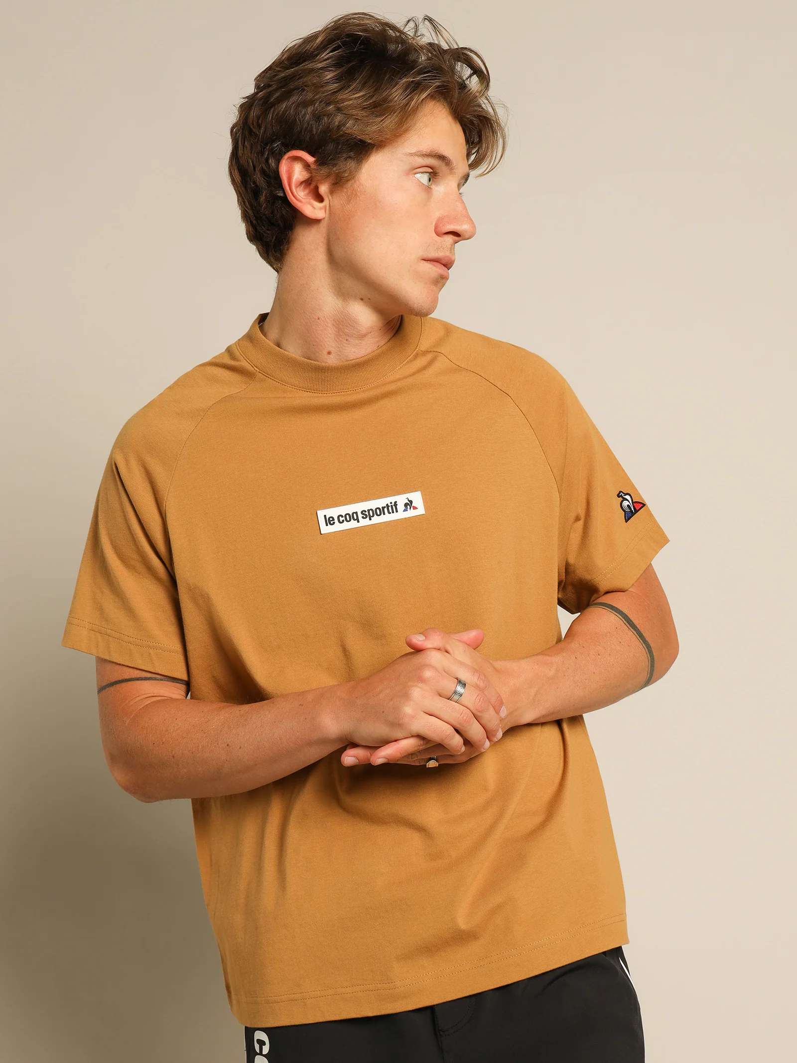 Monde Raglan T-Shirt