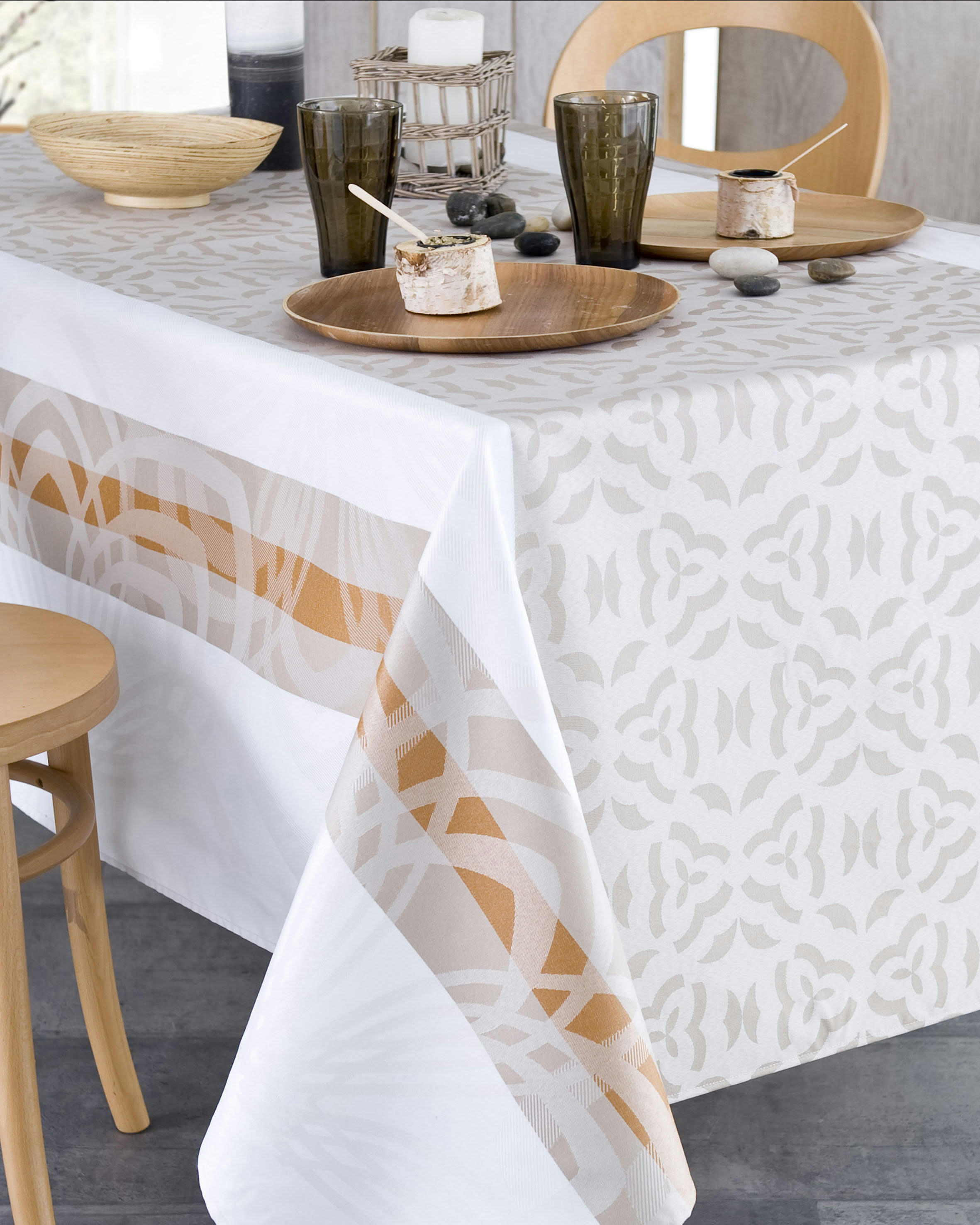 VALI - Nappe jacquard enduit acrylique camel ronde 160 cm