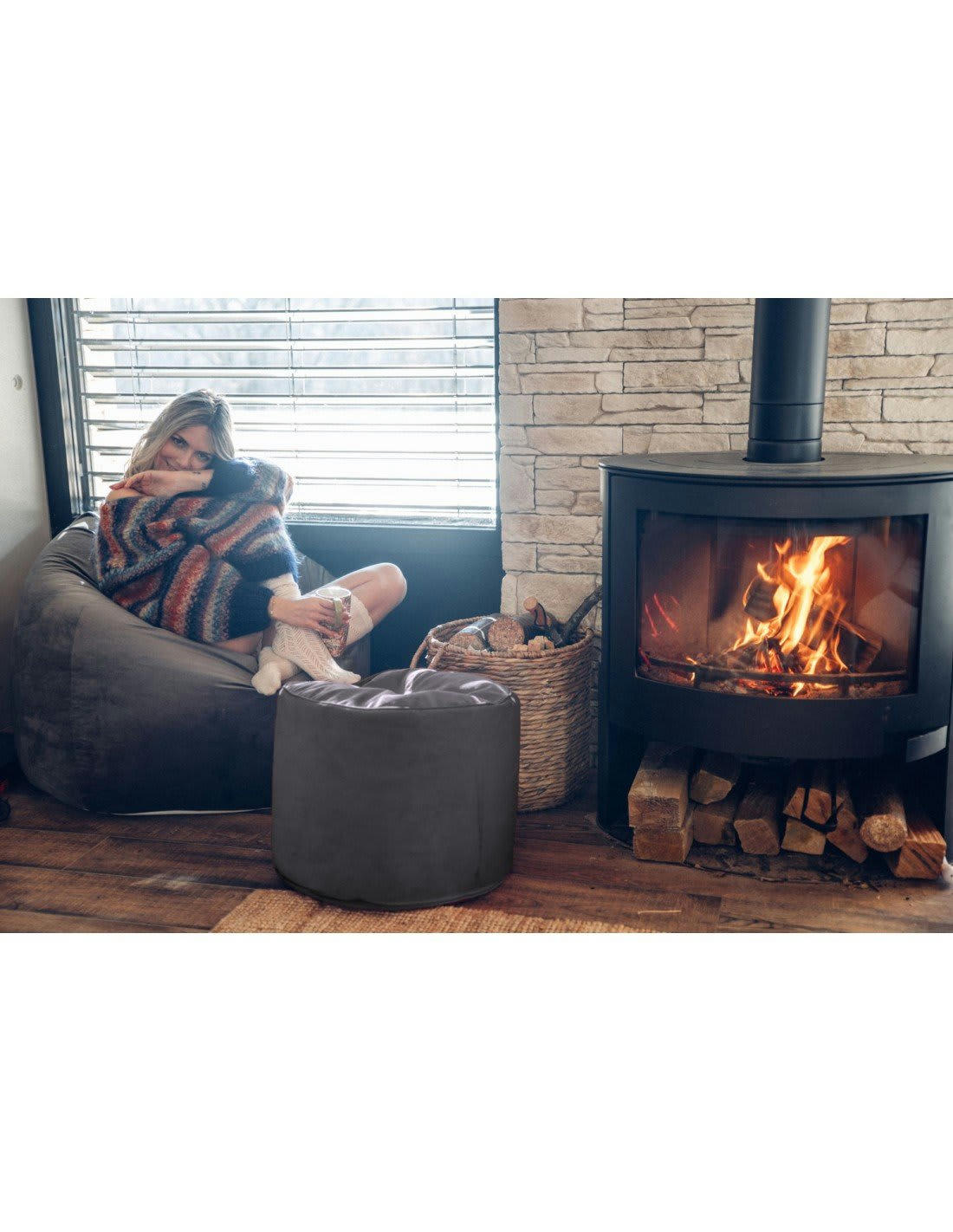 JUMBO VELVET - Pouf rond d'intérieur en velours onyx