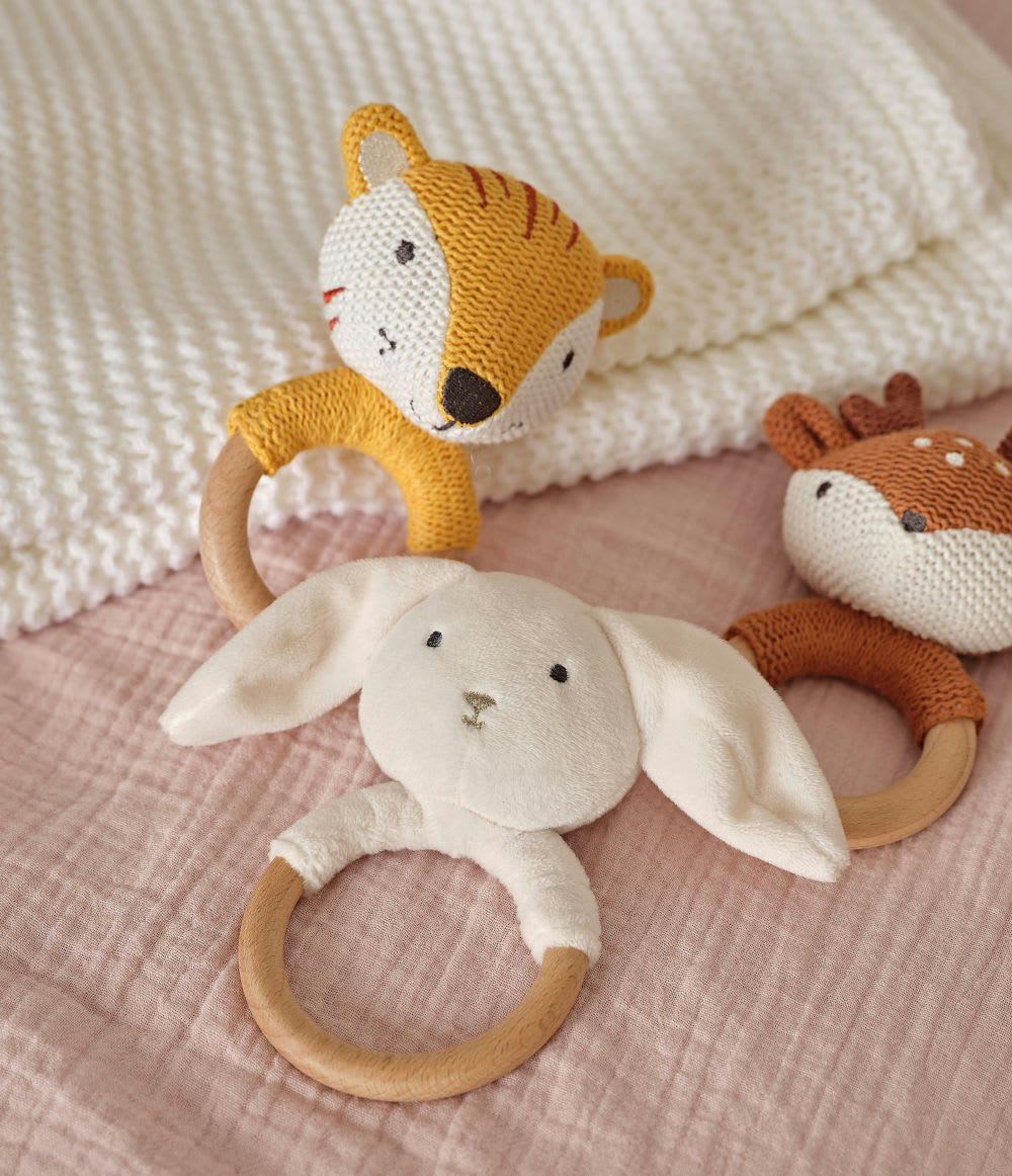 - Hochet bébé lapin écru et doré