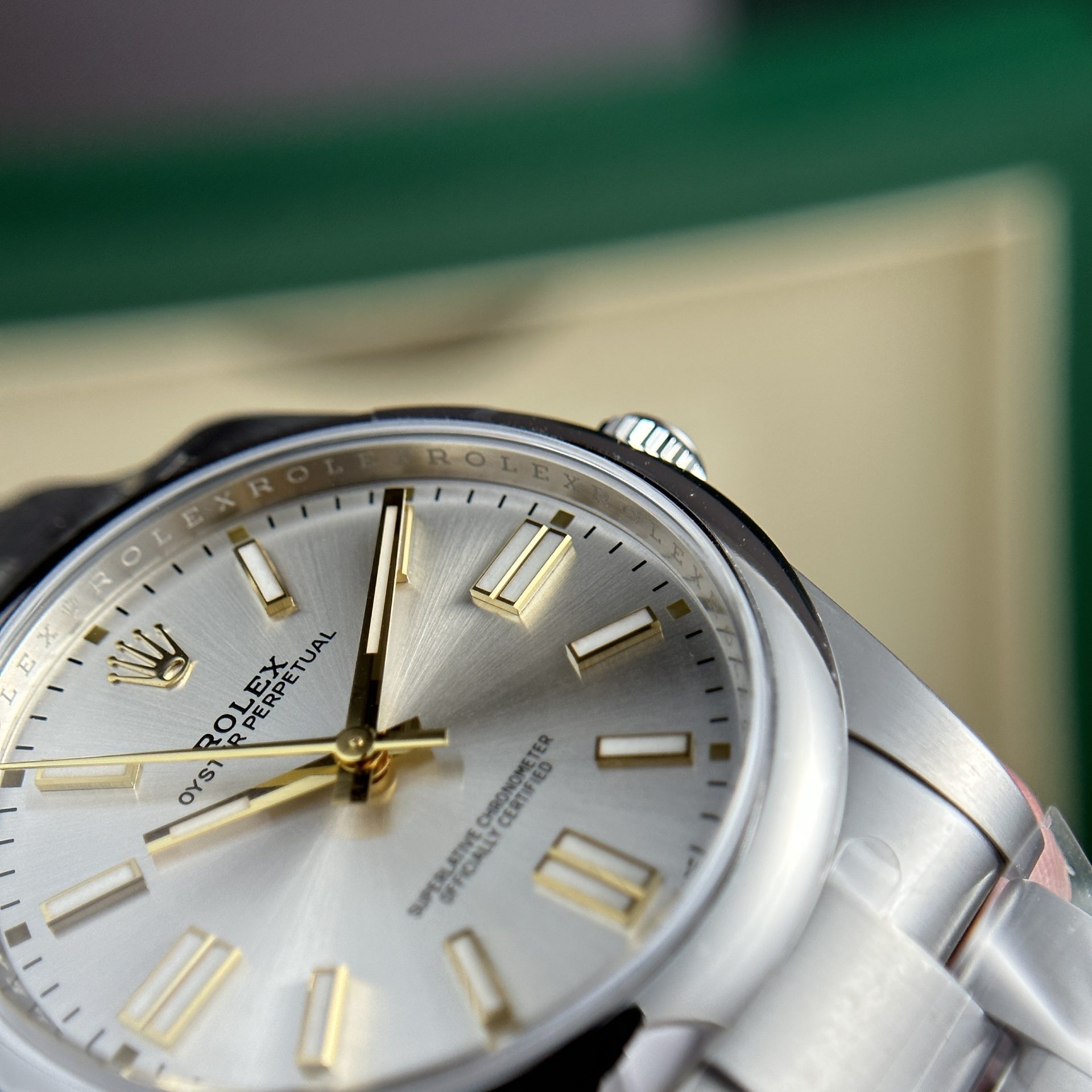 Rolex Oyster Perpetual 124300 904L Steel Silver Dial 41mm Oyster Super Clone