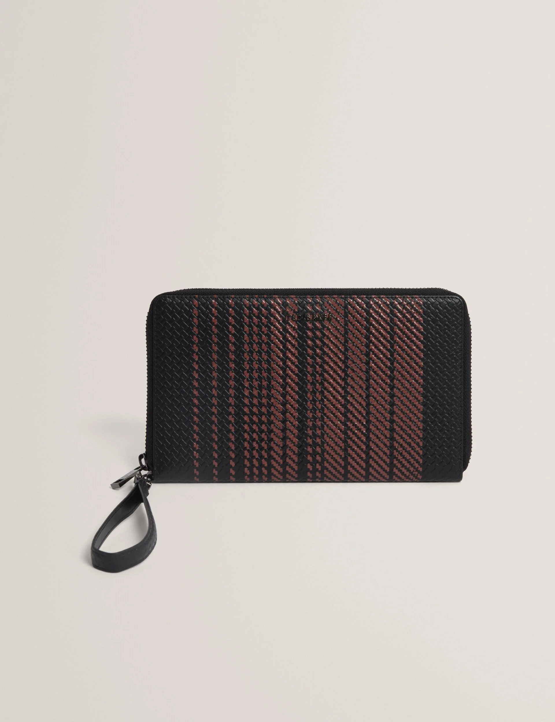 WALIAMS | BLACK