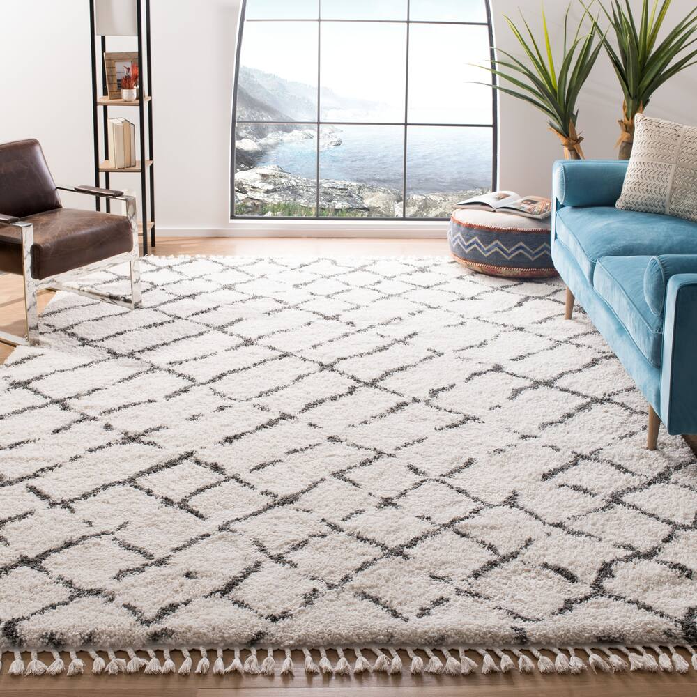 Safavieh Moroccan Fringe Shag 329 Rug Ivory/Grey