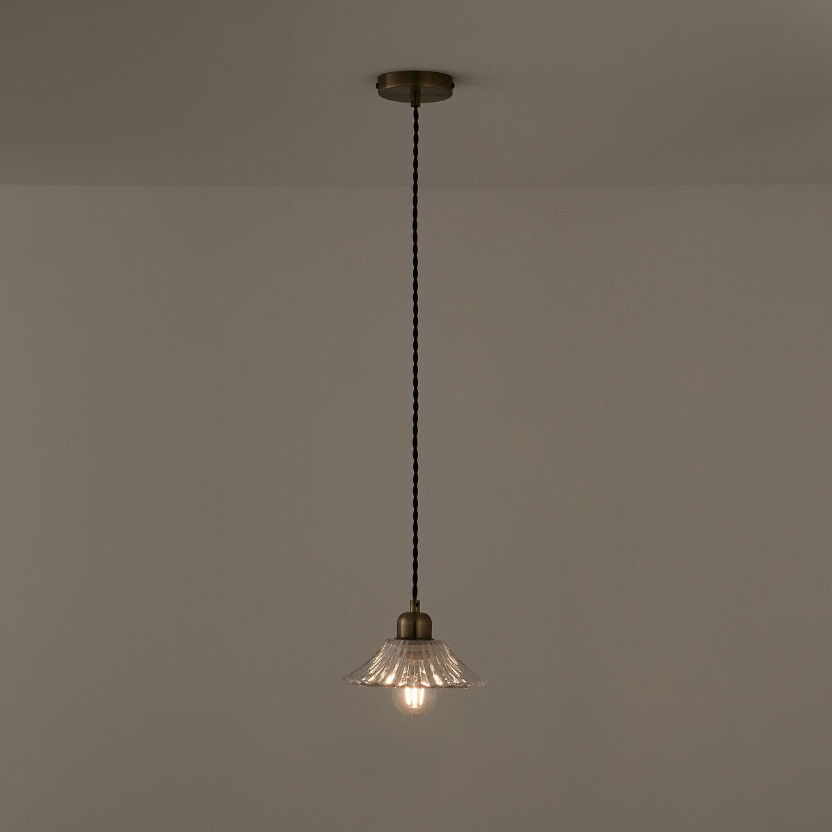 Suspension laiton et verre strié Ø19,3 cm, Iloa
