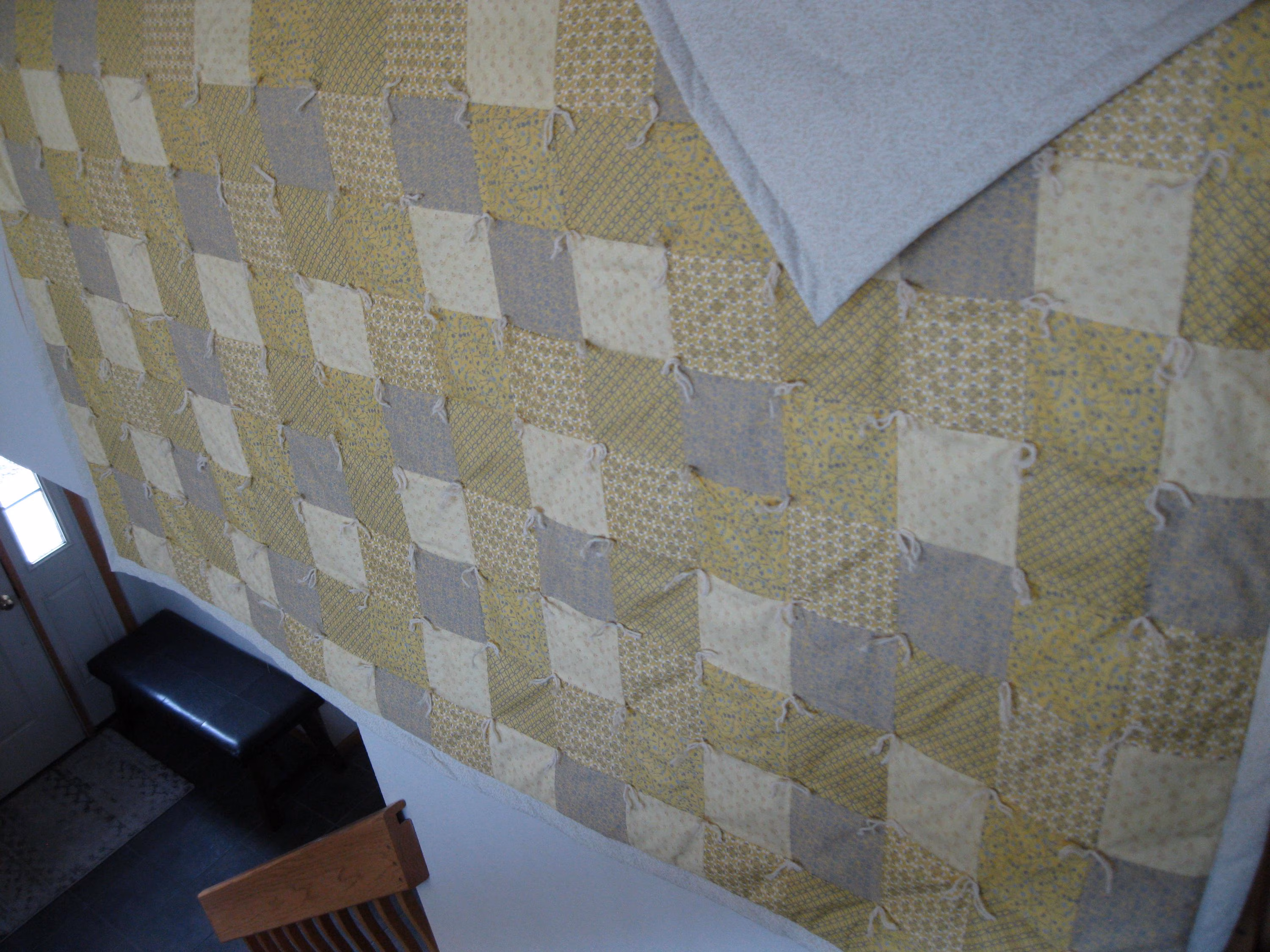 New Handmade Tied XL Queen Patchwork Yellow Gray Cream COTTON Quilt Blanket