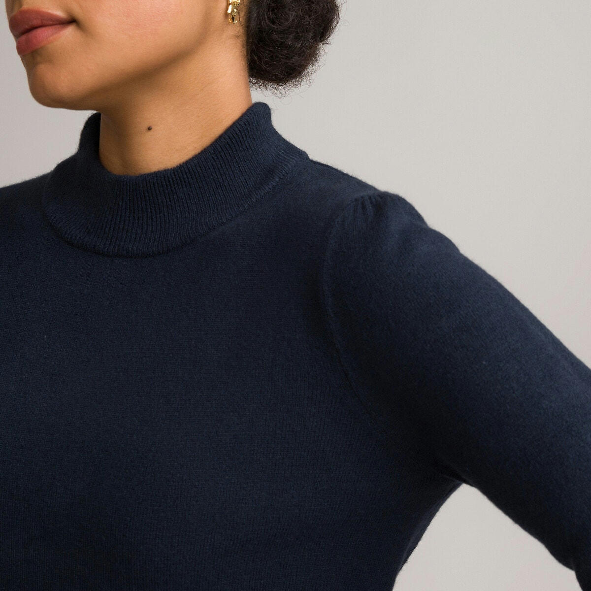 Pull col montant, maille au toucher très doux
