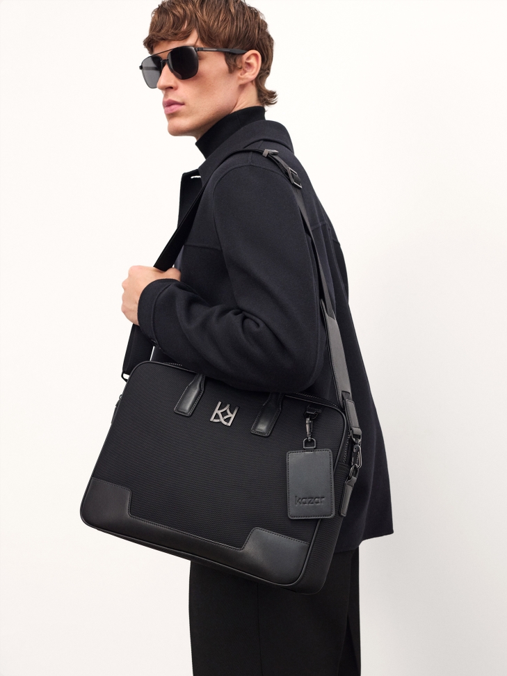 Attractive black Aviator sunglasses