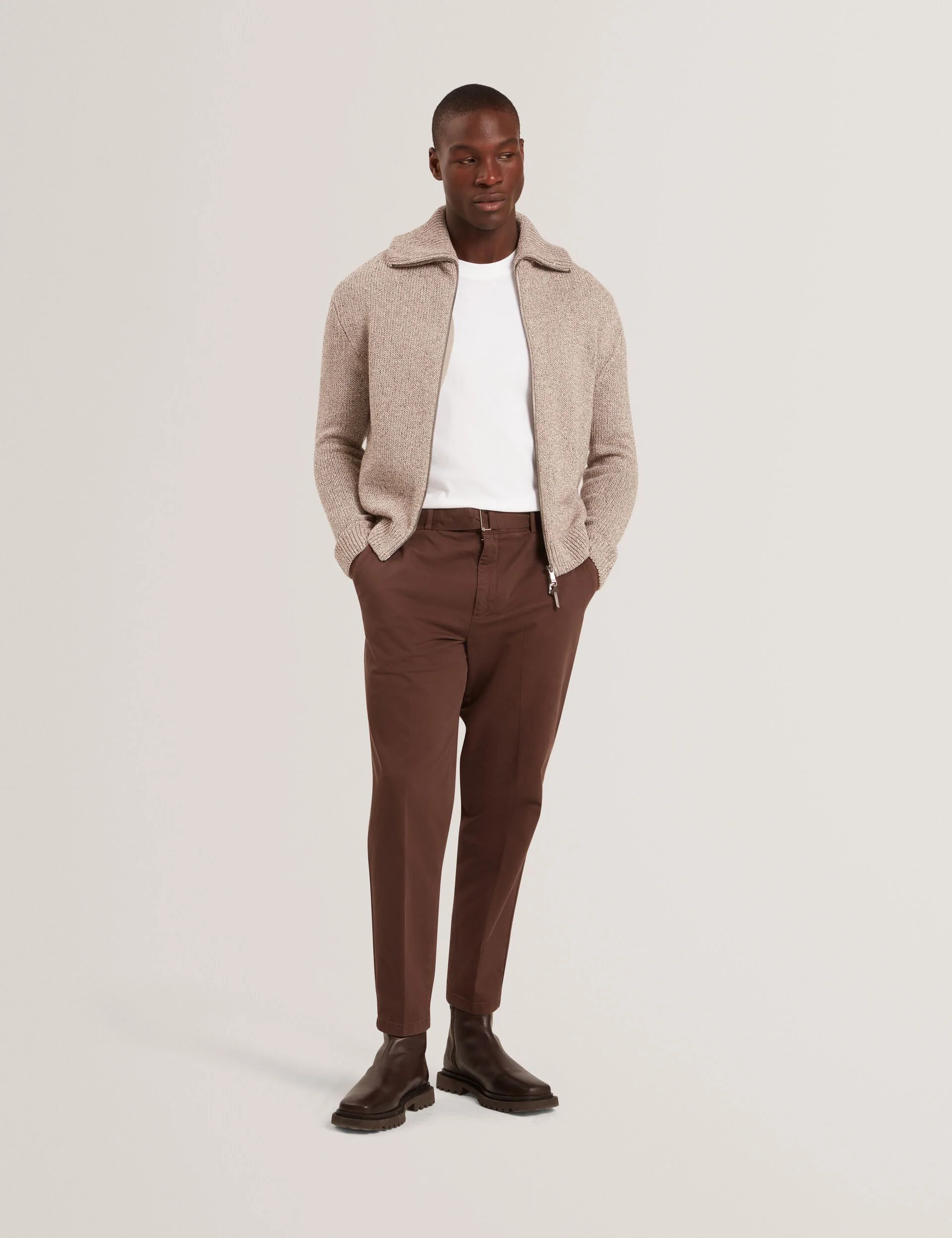 VARINK | TAUPE
