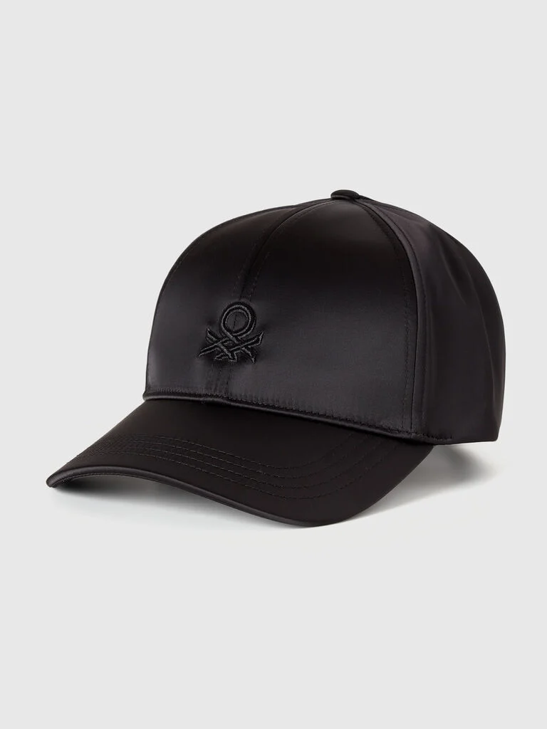 Satin look baseball cap
