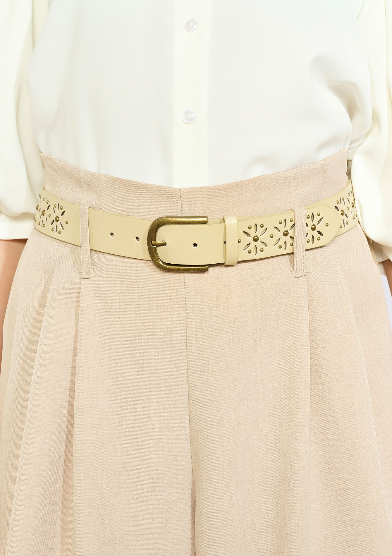 Geperforeerde retro ceintuur