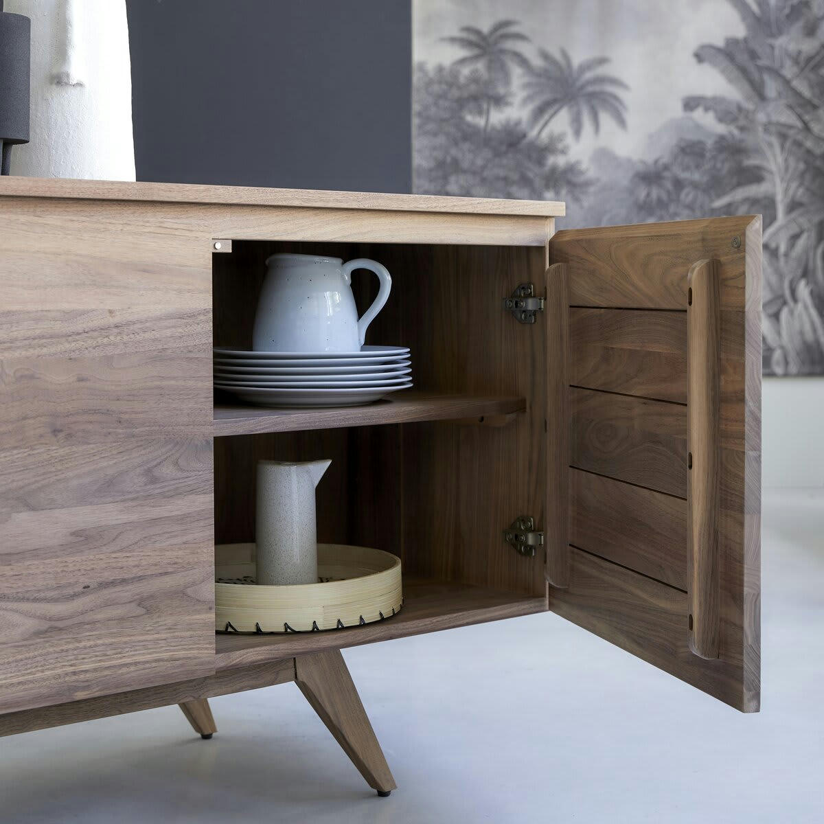 ESMÉE - Buffet en noyer massif 180 cm