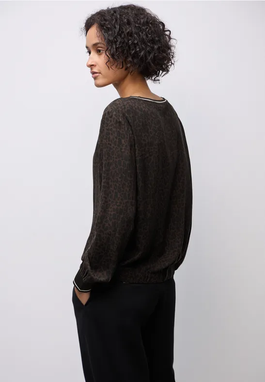 Leo Bluse mit Tapedetails