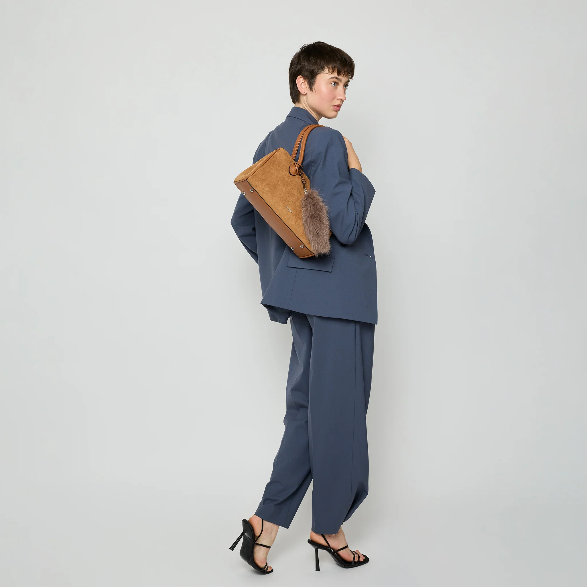 Schultertasche Soho R261